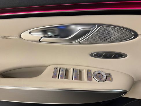 New 2026 Genesis GV70 2.5T Select AWD/4WD image 11