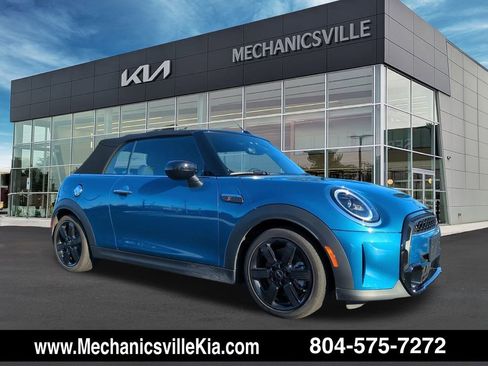Used 2024 MINI Cooper S image 1