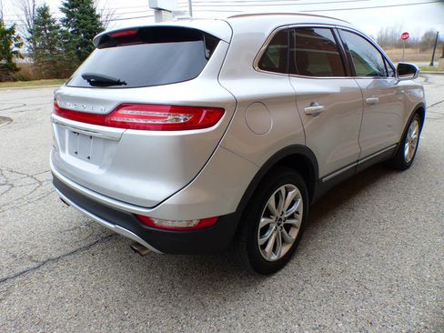 Used 2019 Lincoln MKC Select w/ Select Plus Package image 8