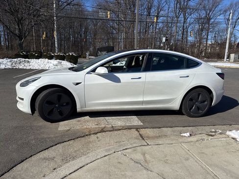 Used 2020 Tesla Model 3 image 4