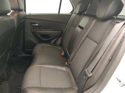 Used 2022 Chevrolet Trax LT w/ Driver Confidence Package AWD/4WD image 18