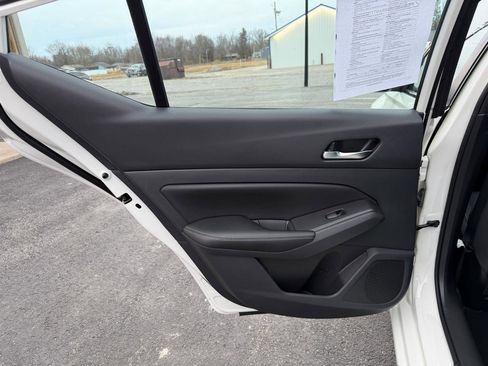 Used 2022 Nissan Altima 2.5 SV image 14