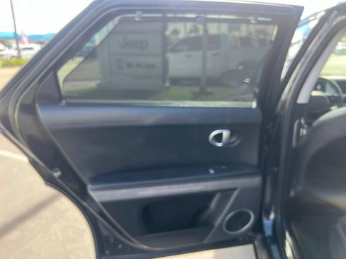 Used 2024 Hyundai Ioniq 5 Limited AWD/4WD image 37