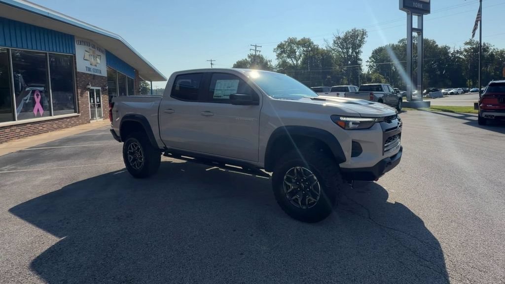 New 2026 Chevrolet Colorado ZR2 w/ Technology Package AWD/4WD image 2