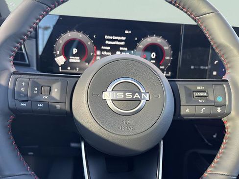 New 2026 Nissan Kicks SR w/ SR Premium Package AWD/4WD image 14
