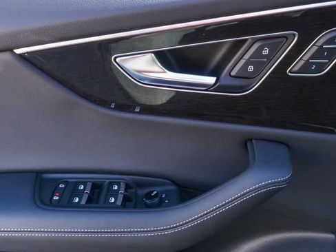 New 2026 Audi Q8 Premium Plus image 18