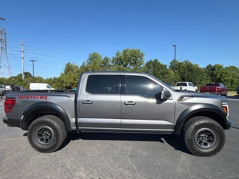 Used 2025 Ford F150 Raptor AWD/4WD image 16