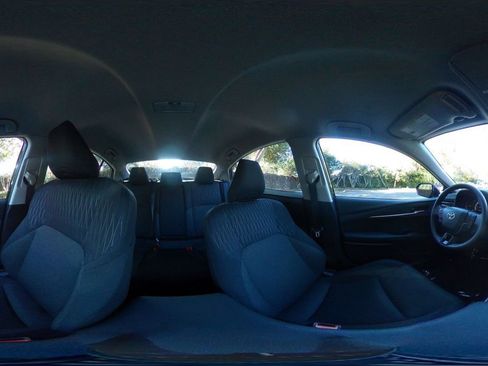 Used 2025 Toyota Camry LE image 41