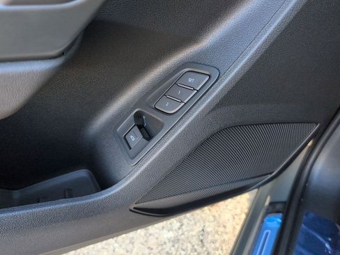 New 2025 Audi Q3 2.0T Premium image 10