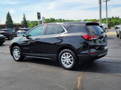 Used 2023 Chevrolet Equinox LT AWD/4WD image 3