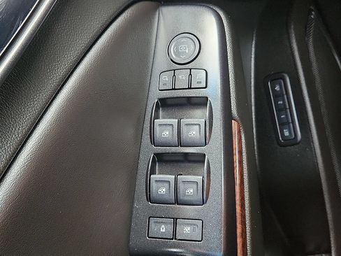 Used 2018 GMC Yukon XL SLT AWD/4WD image 23