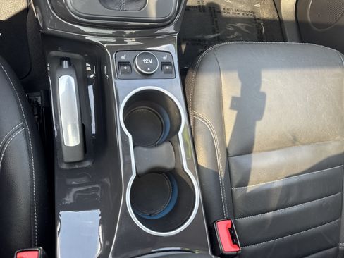 Used 2016 Ford Escape Titanium w/ Equipment Group 301A AWD/4WD image 33