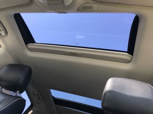 Used 2018 INFINITI QX60 Luxe w/ Deluxe Technology Package image 25