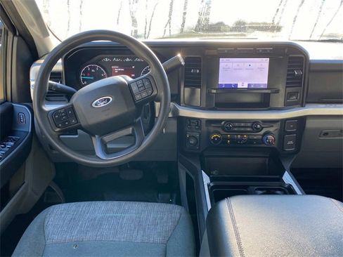 Used 2024 Ford F350 XLT w/ FX4 Off-Road Package image 8