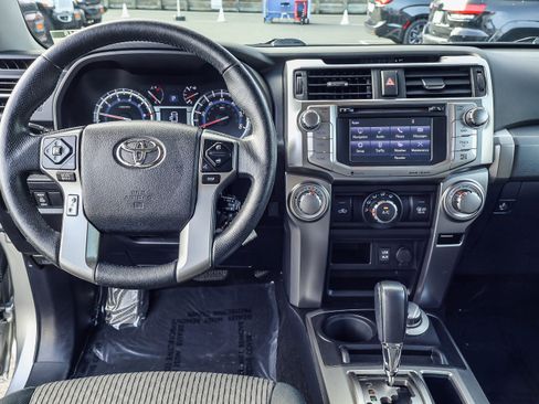 Used 2018 Toyota 4Runner SR5 image 3