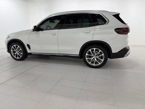 Certified 2024 BMW X5 xDrive40i AWD/4WD image 2