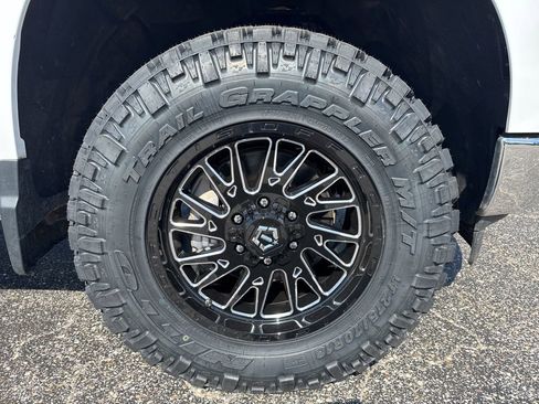 Used 2024 Chevrolet Silverado 1500 W/T w/ WT Value Package AWD/4WD image 16