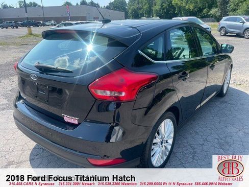 Used 2018 Ford Focus Titanium image 3