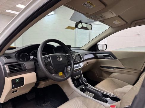Used 2014 Honda Accord LX image 14