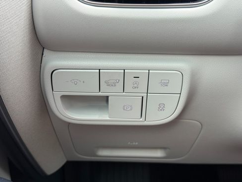 Used 2026 Hyundai Palisade Calligraphy FWD image 19