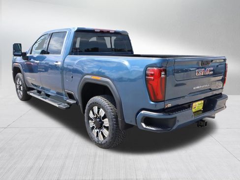 New 2026 GMC Sierra 2500 Denali w/ Denali Reserve Package AWD/4WD image 5