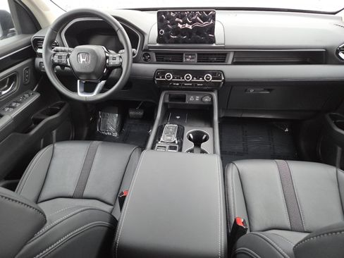 Used 2025 Honda Pilot EX-L image 24