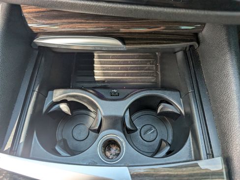 Used 2018 BMW 530i xDrive AWD/4WD image 14