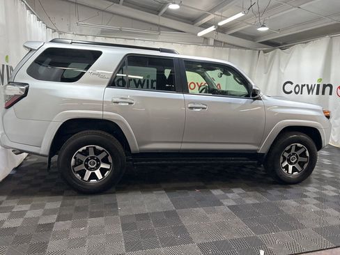 Used 2024 Toyota 4Runner TRD Off-Road AWD/4WD image 10
