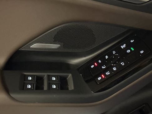 New 2027 Audi A6 e-tron Premium Plus AWD/4WD image 13