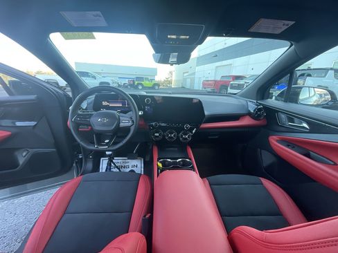 Used 2024 Chevrolet Blazer EV RS image 20