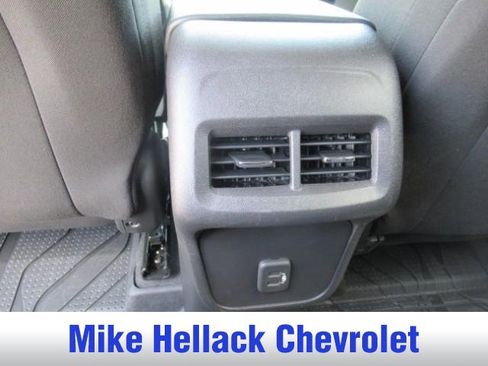 Used 2024 Chevrolet Equinox LT w/ LPO, Floor Liner Package FWD image 15
