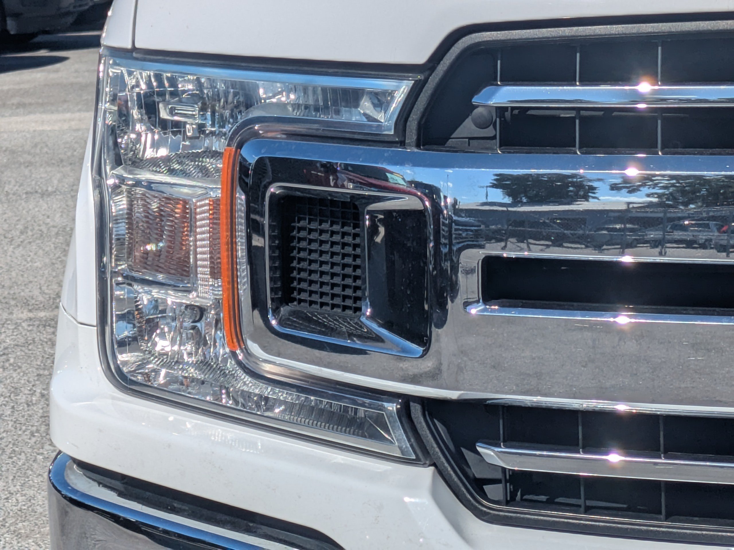 Used 2018 Ford F150 XLT w/ Equipment Group 301A Mid AWD/4WD image 10
