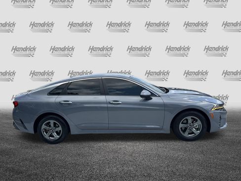 Used 2021 Kia K5 LXS FWD image 11