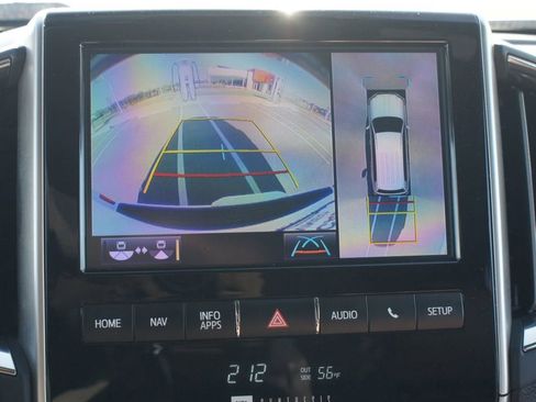 Used 2021 Toyota Land Cruiser image 8