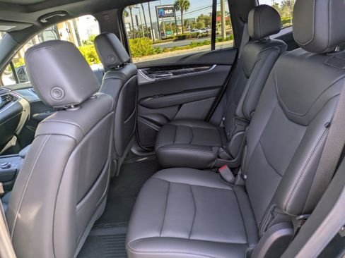 Certified 2024 Cadillac XT6 Premium Luxury w/ Technology Package image 13