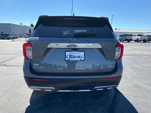 Used 2024 Ford Explorer XLT w/ Equipment Group 202A AWD/4WD image 6
