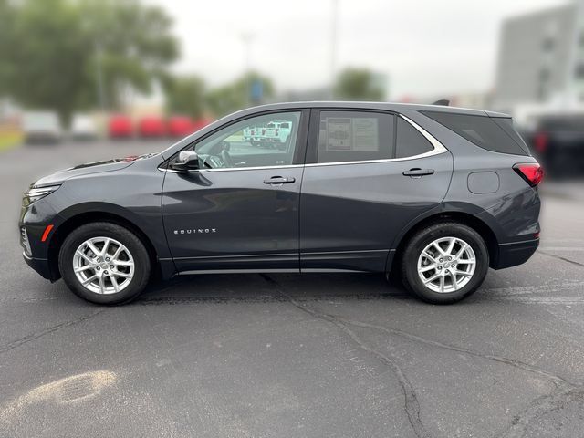 Used 2023 Chevrolet Equinox LT FWD image 2