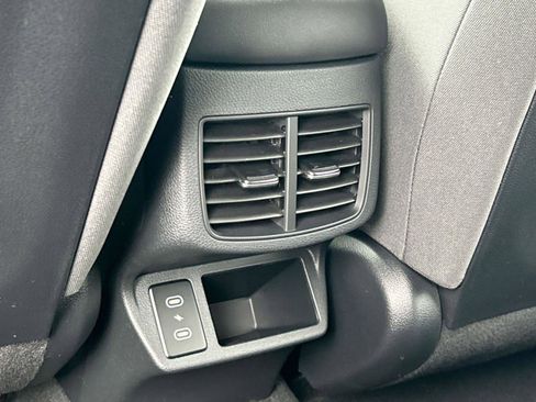 New 2026 Kia Seltos LX image 17