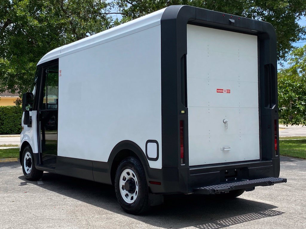 Used 2024 Chevrolet Brightdrop 400 w/ Commercial Equipment Package AWD/4WD image 5