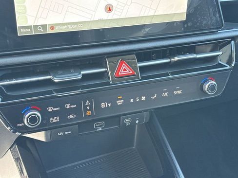Certified 2025 Kia Niro EX image 23