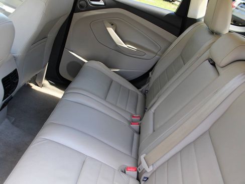 Used 2015 Ford Escape Titanium AWD/4WD image 37