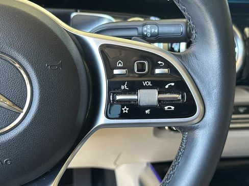 Certified 2023 Mercedes-Benz GLB 250 4MATIC image 31