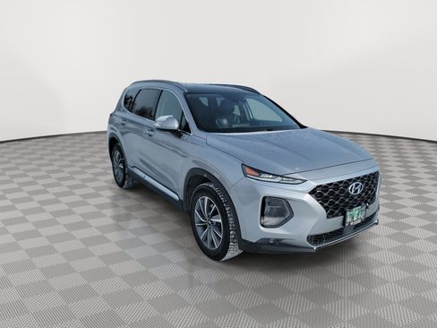 Used 2020 Hyundai Santa Fe SEL w/ Convenience + Premium Package image 2