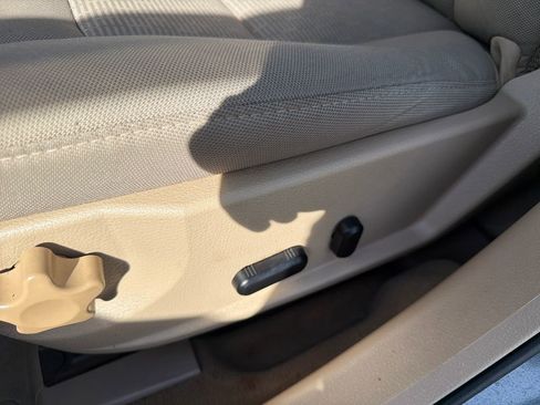 Used 2012 Ford Fusion SE image 16