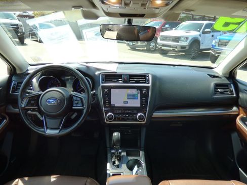 Used 2019 Subaru Outback 2.5i Touring AWD/4WD image 20