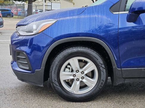 Used 2017 Chevrolet Trax LT w/ Driver Confidence Package image 8