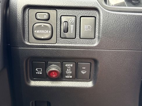Used 2022 Toyota 4Runner Limited AWD/4WD image 20
