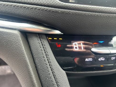 Certified 2022 Cadillac XT5 Premium Luxury image 30