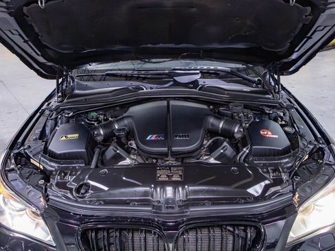 Used 2006 BMW M5 RWD image 16