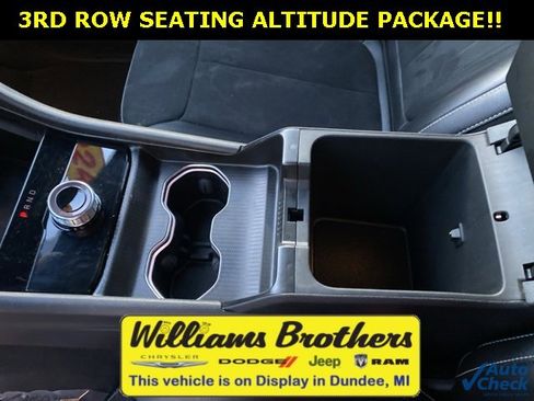 Certified 2024 Jeep Grand Cherokee L Laredo image 20